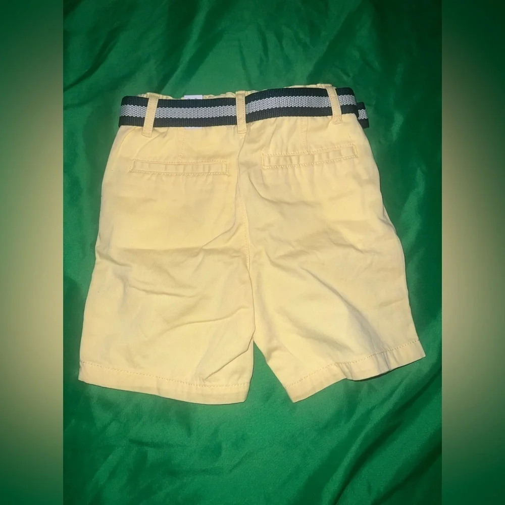 New The Children's Place Yellow Flat Front Shorts with Belt size 4T